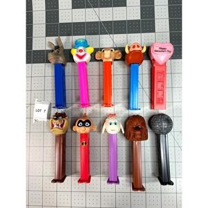 Lot of 10 Vintage PEZ Dispensers Disney Star Wars Shrek Looney Tunes Heart Clown